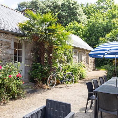 Camping De L'Orangerie De Lanniron Quimper Exterior photo