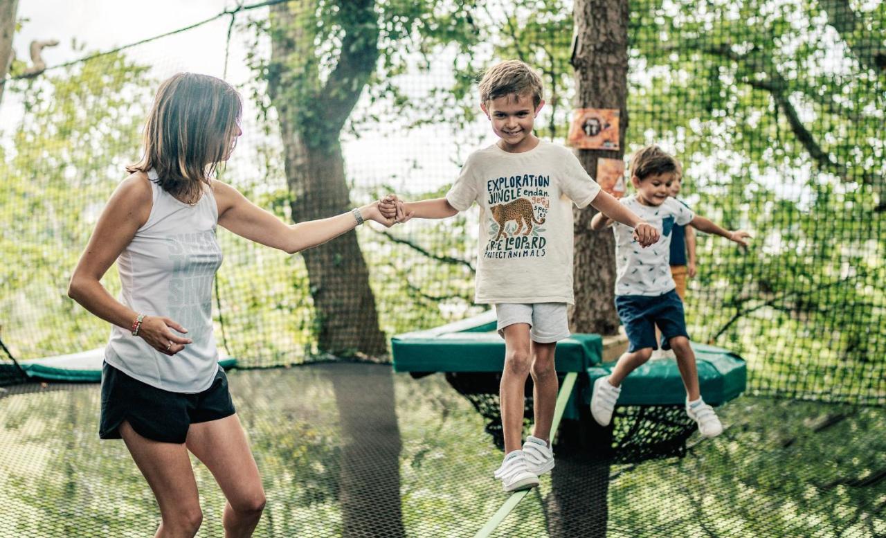 Camping De L'Orangerie De Lanniron Quimper Exterior photo